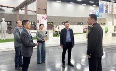 濱州海關黨委書記、關長李光一行來公司調研